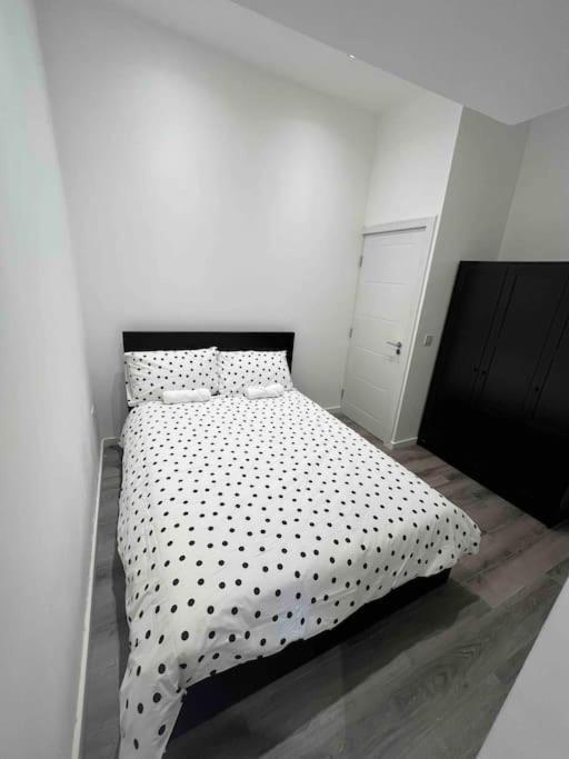 Stunning 3Br Maisonette In Brixton Londres Exterior foto