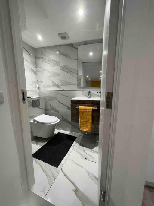 Stunning 3Br Maisonette In Brixton Londres Exterior foto